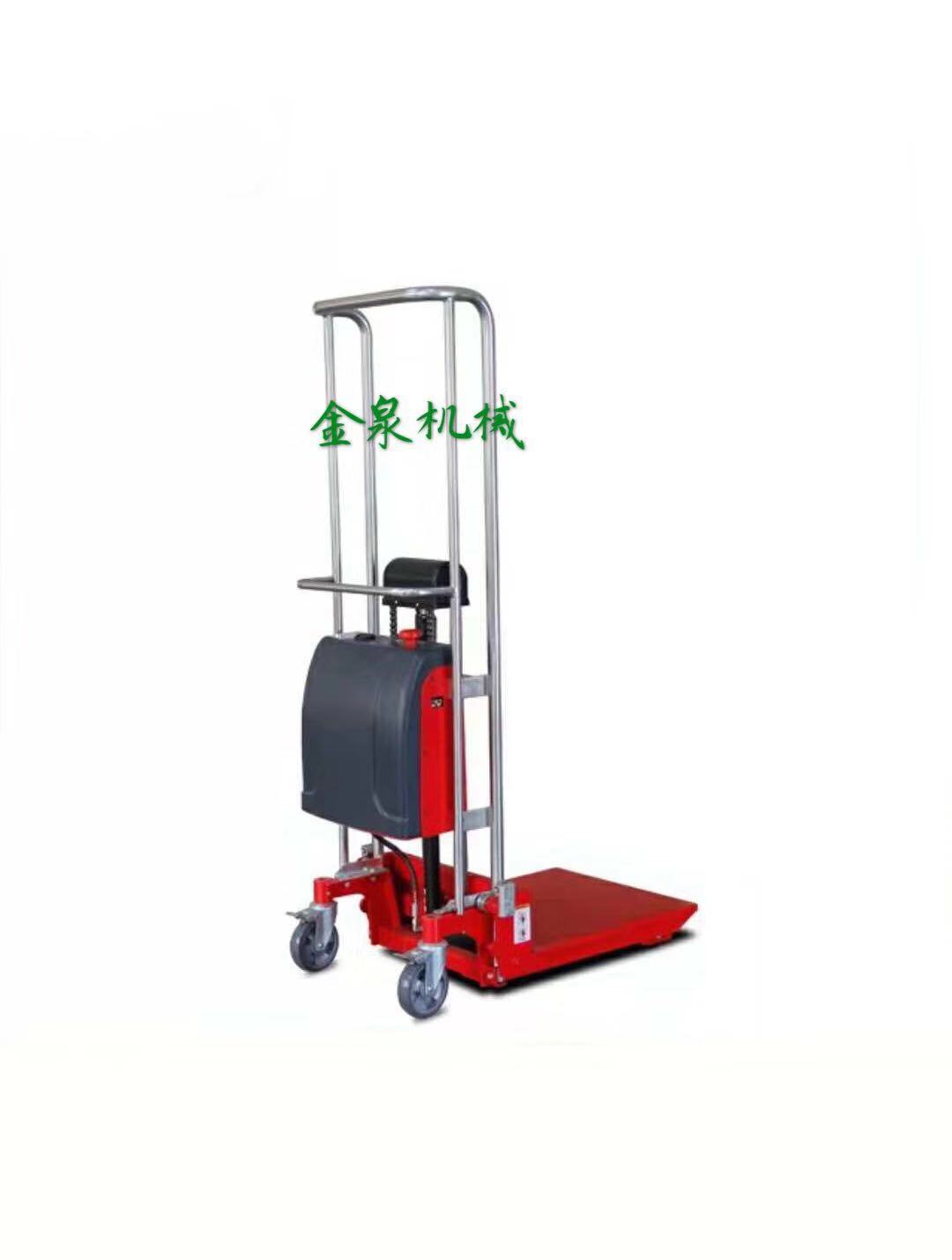 輕小型半電動(dòng)堆高車(chē)